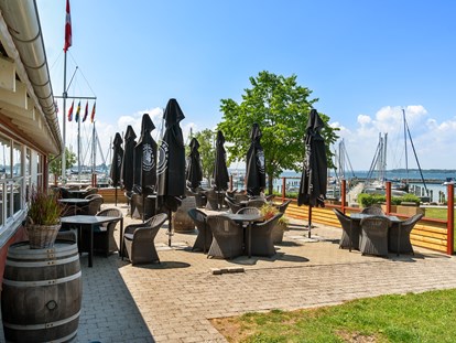 Yachthafen - Trockenliegeplätze - Ostsee - Ausblik vom Restaurant Værftet - Marina Minde 