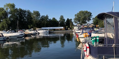 Yachthafen - am Fluss/Kanal - Marina Zernsee