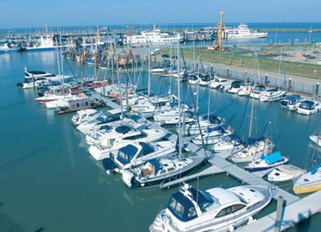Marina - Quelle: www.yachtzentrum-stoertebeker.de - Yacht-Zentrum Störtebeker