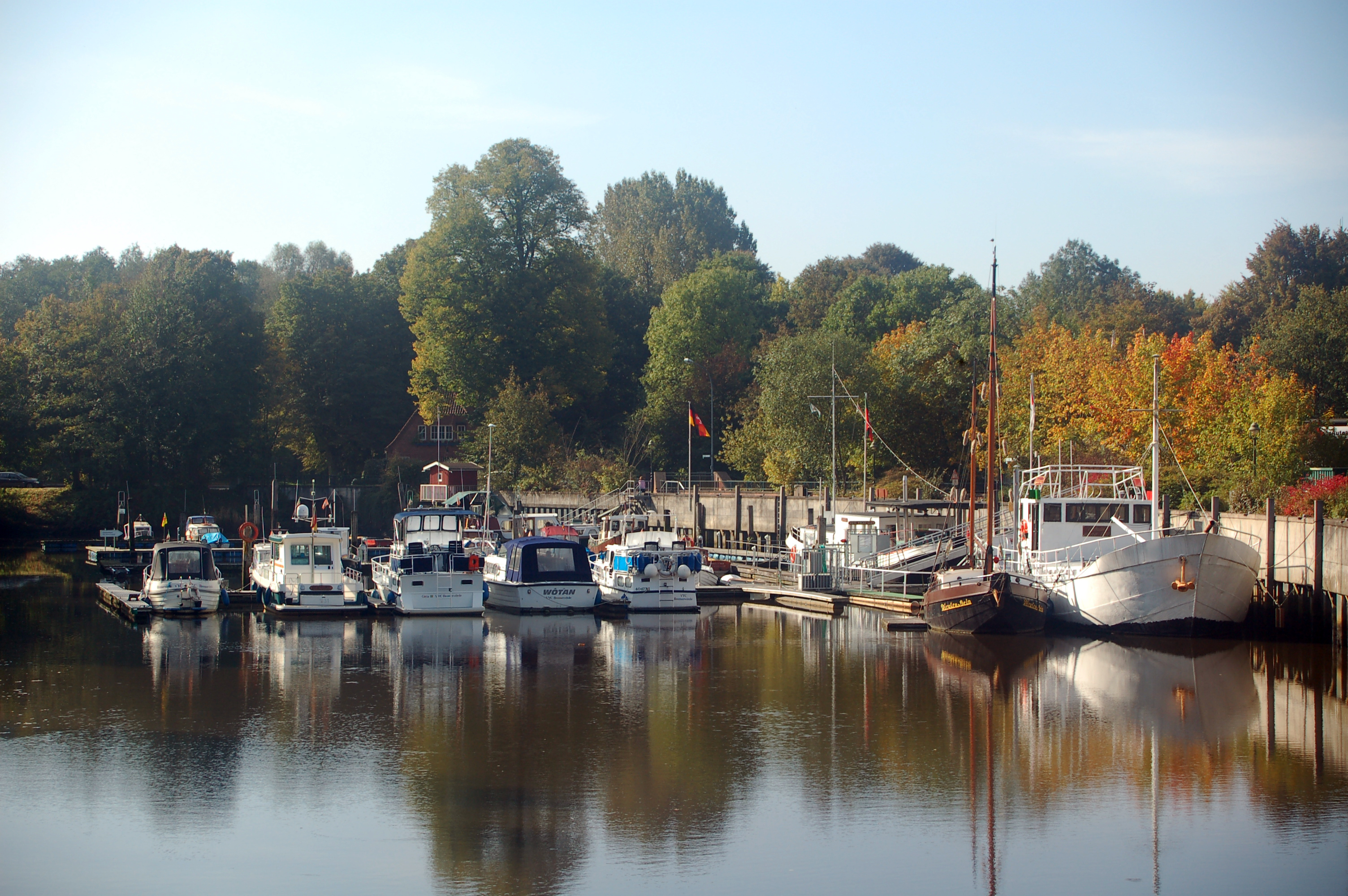 Marina - Bremervörder Sportboothafen - Bremervörder Sportboothafen