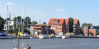 Yachthafen - am Fluss/Kanal - Niedersachsen - Stadtanleger Elsfleth 
