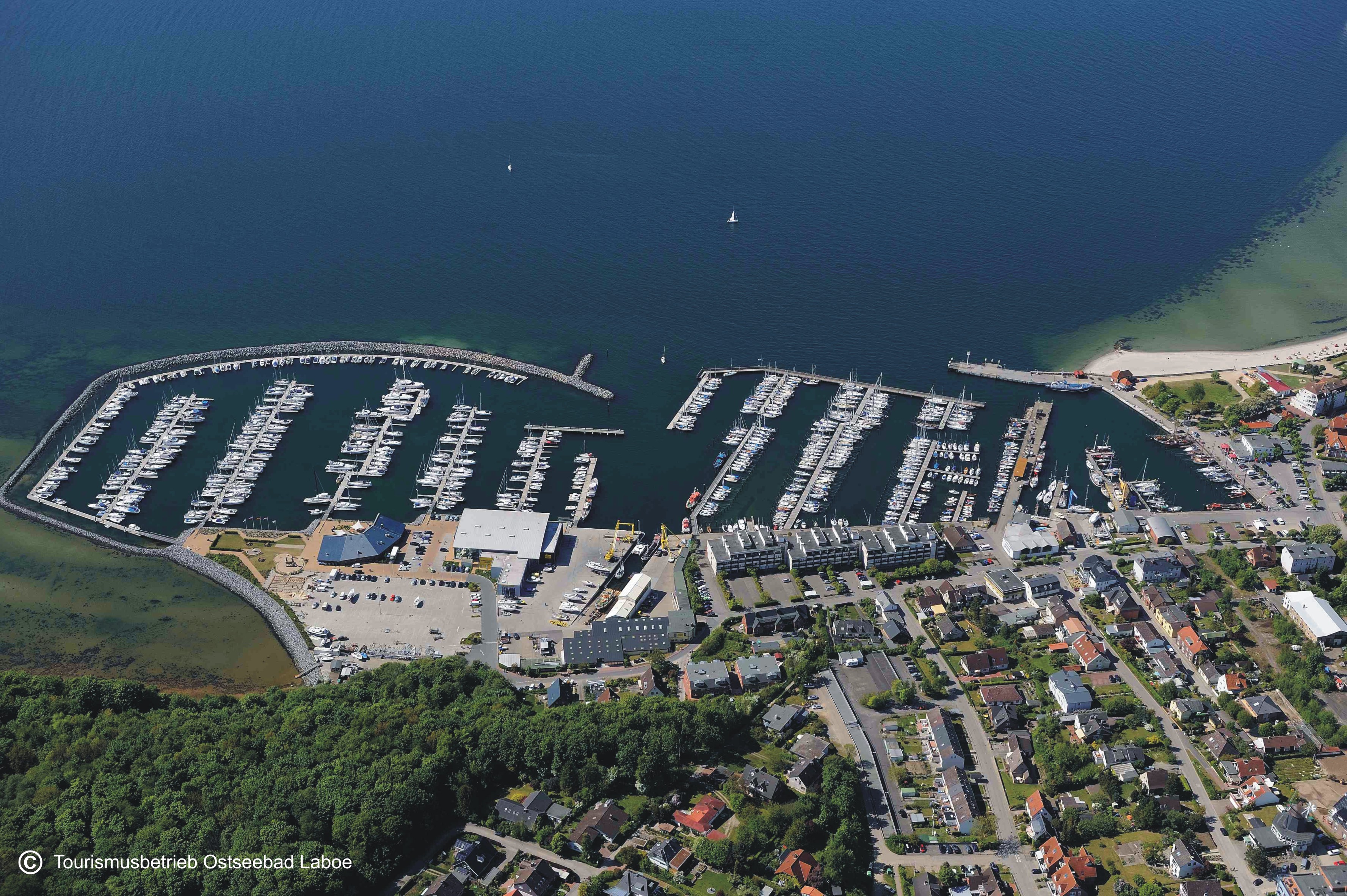 Marina - Yacht- und Gewerbehafen Ostseebad Laboe