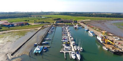 Yachthafen - am Meer - Nordseeküste - Sportboothafen Amrum