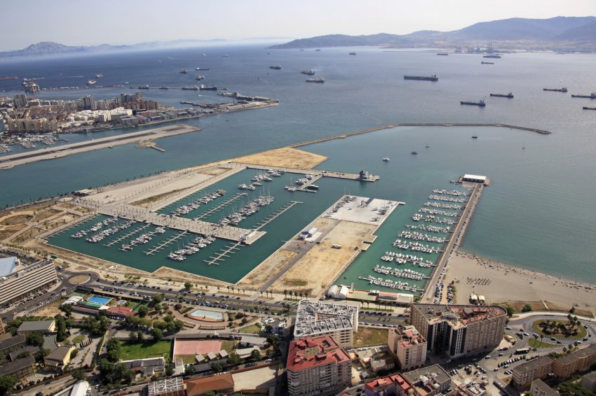 Marina - (c) http://www.alcaidesamarina.com/ - Alcaidesa