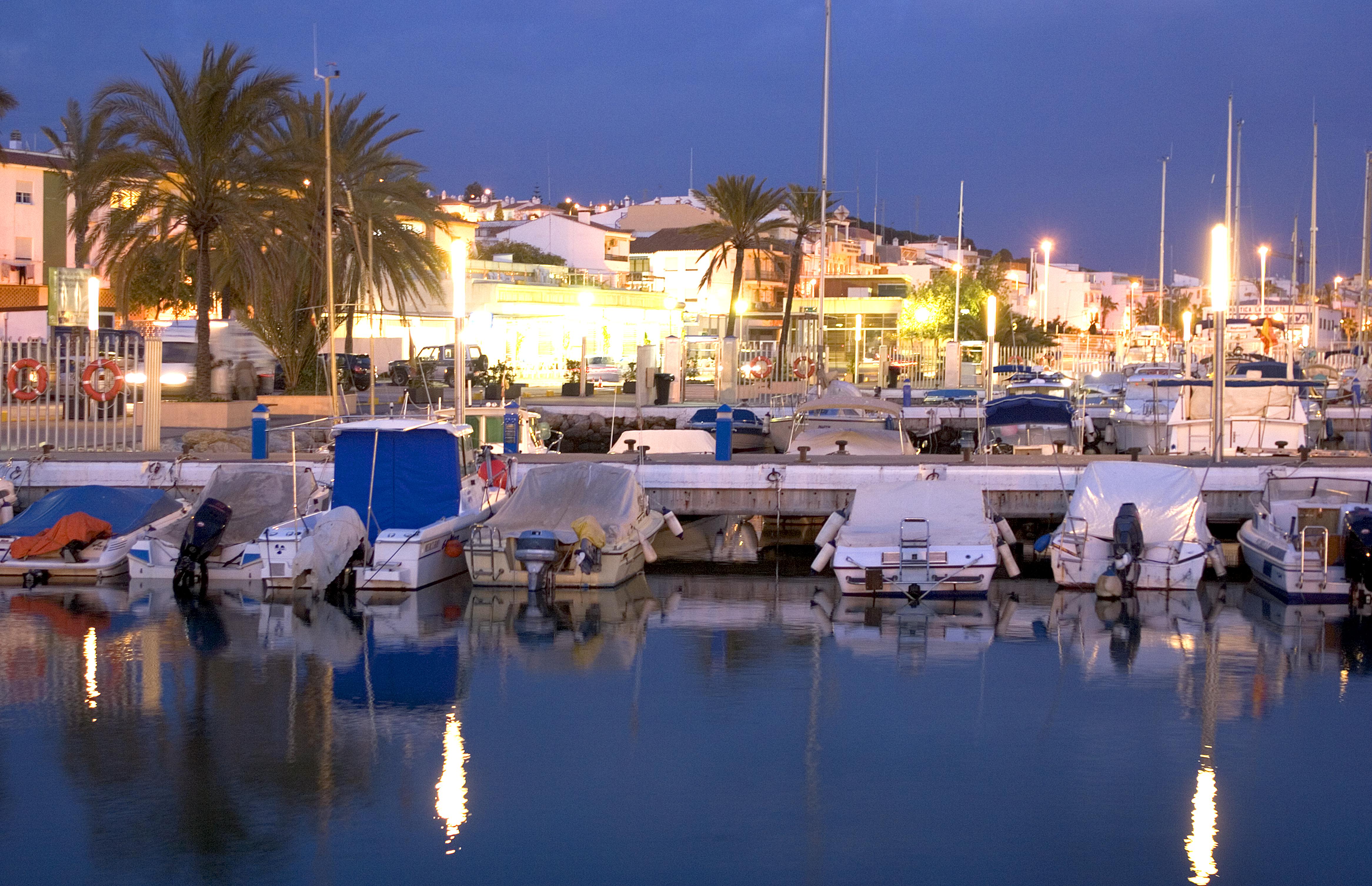 Marina - (c) http://www.eppa.es/ - Puerto Deportivo de Caleta de Vélez