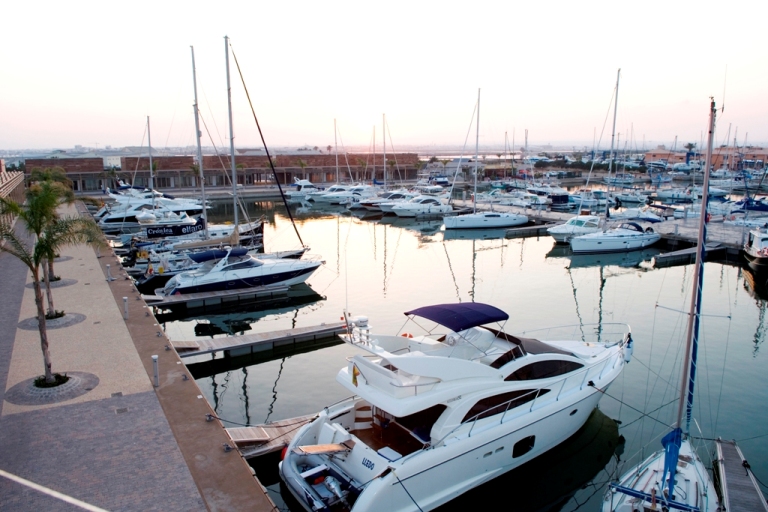 Marina - (c) http://www.marinadelassalinas.es/ - Marina de las Salinas