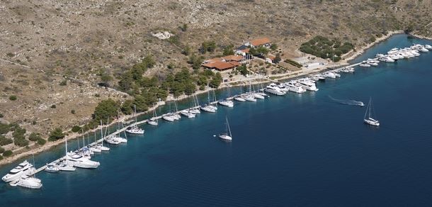 Marina - Homepage http://www.aci.hr/de/marinas/aci-marina-zut - ACI Marina Zut