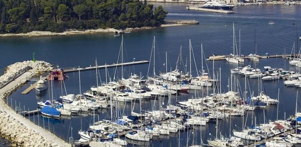Marina - (c): https://www.aci.hr/de/marinas/aci-marina-rovinj - ACI Marina Rovinj