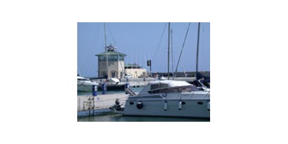 Yachthafen - am Meer - Italien - (c) www.portoturisticodiroma.net - Porto Turistico di Roma