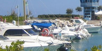 Yachthafen - am Meer - Italien - Bildquelle: www.marinadelsole.com - Marina del Sole