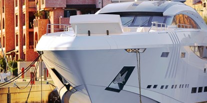 Yachthafen - Frischwasseranschluss - Italien - Liegeplätze für Maxi Yachts bis 60 m L.ü.a. - Porto San Rocco Marina Resort S.r.l.