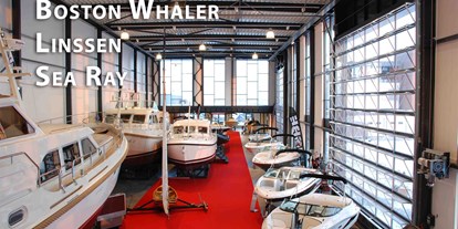 Yachthafen - allgemeine Werkstatt - Niederlande - Our own brands in the showroom; Axopar, Boston Whaler, LInssen Yachts and Sea Ray. - Kempers Watersport
