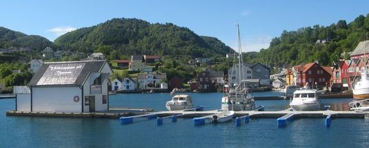 Marina - (c): http://vaagehavn.no/ - Våge Hamn
