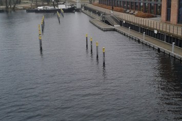 Marina: Blick auf den Wasserwanderrastplatz - Wasserwanderrastplatz am Packhofufer/Werft