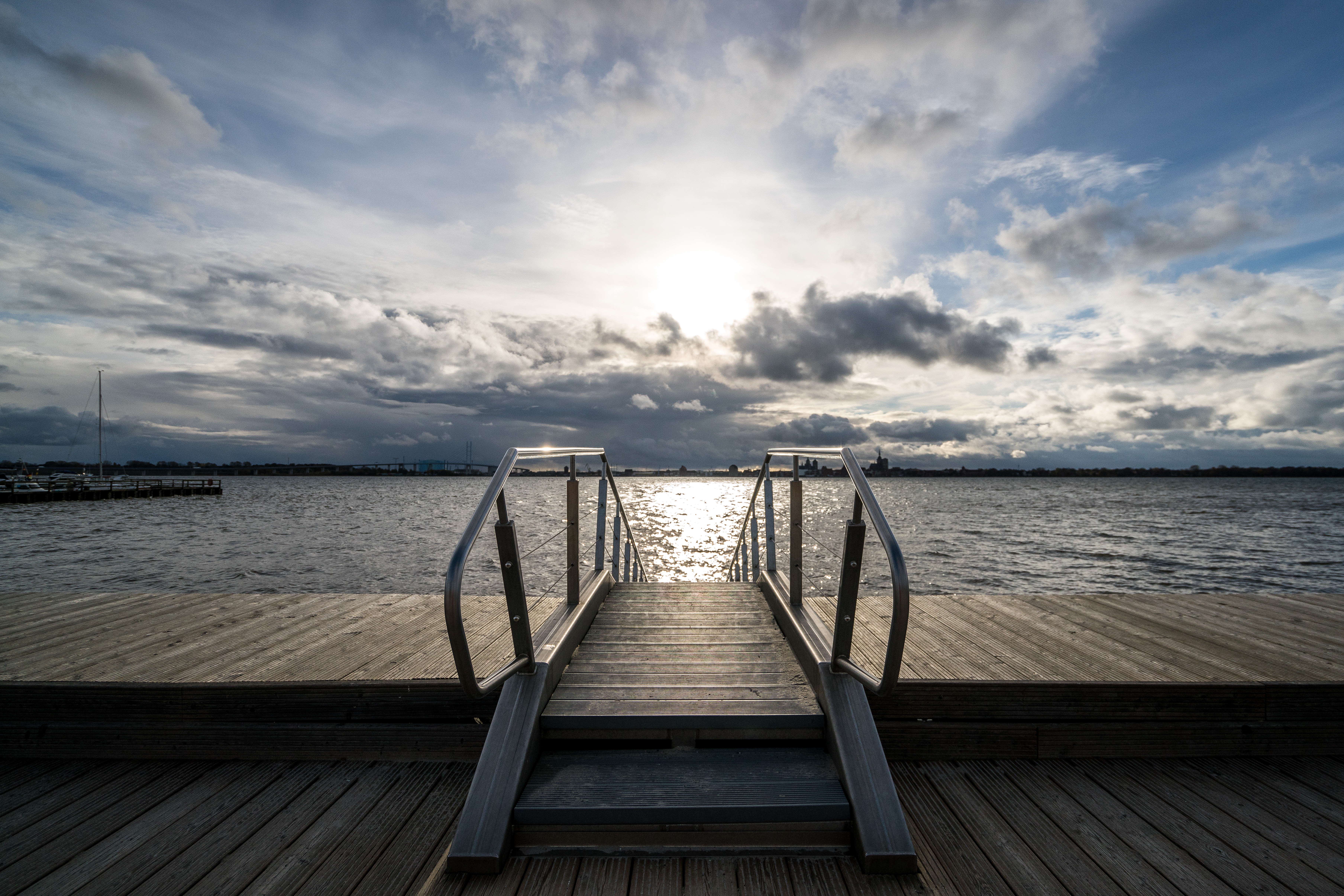 Yachthafen - Trockenliegeplätze - Vorpommern - Badetreppe - MARINA ALTEFÄHR