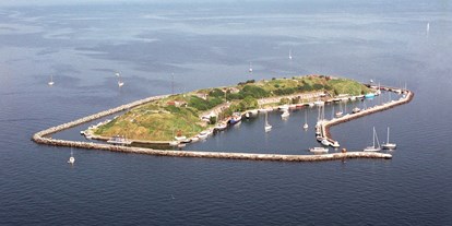 Yachthafen - am Meer - Dänemark - (c) http://www.flakfortet.com/ - Flakfortet