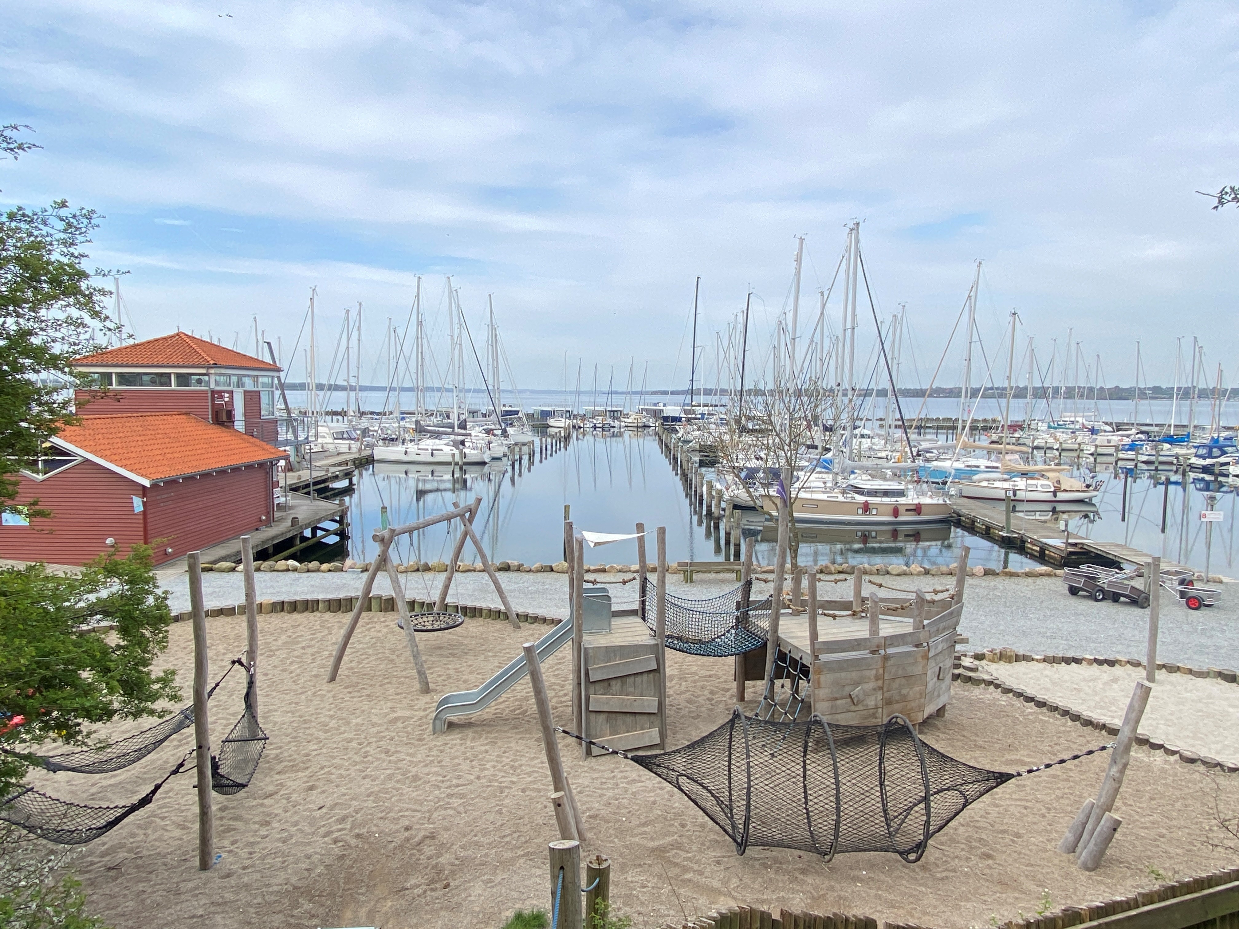 Marina: Der tolle Spielplatz in Marina Minde - Marina Minde 