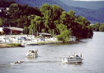 Yachthafen - Stuttgart / Kurpfalz / Odenwald ... - (c) www.yachtclub-miltenberg.de - Yacht-Club Miltenberg