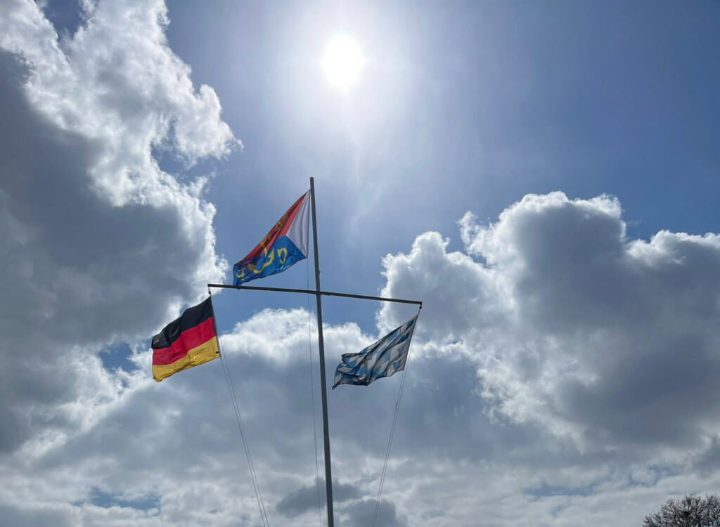 Yachthafen - Duschen - Bäderdreieck - Motor-Yacht-Club Passau