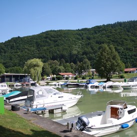 Marina: kleiner Hafen - Boote bis 9 Meter - Hafen Obernzell