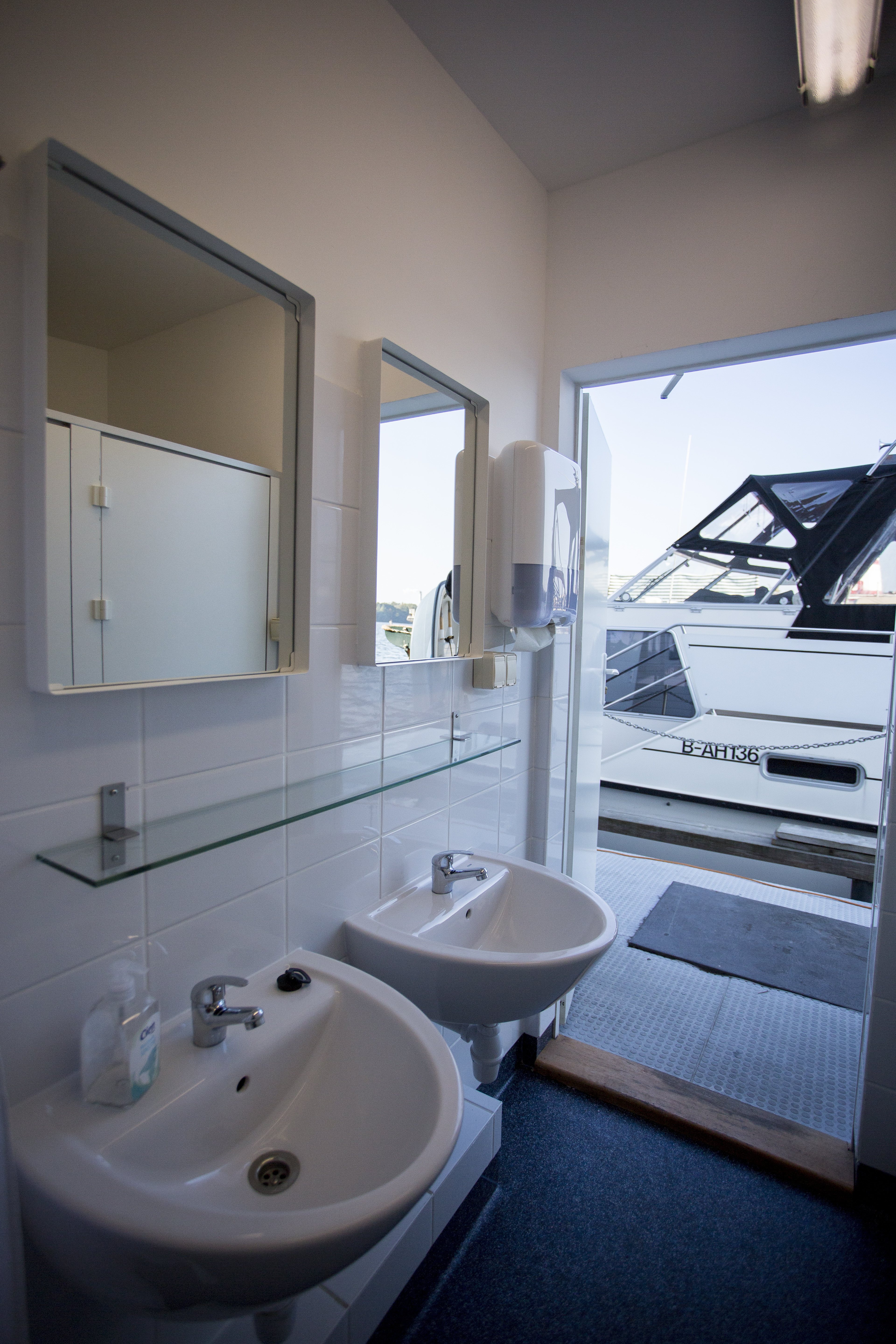 Yachthafen - am See - sanitäre Einrichtungen - Altstadthafen Berlin Spandau