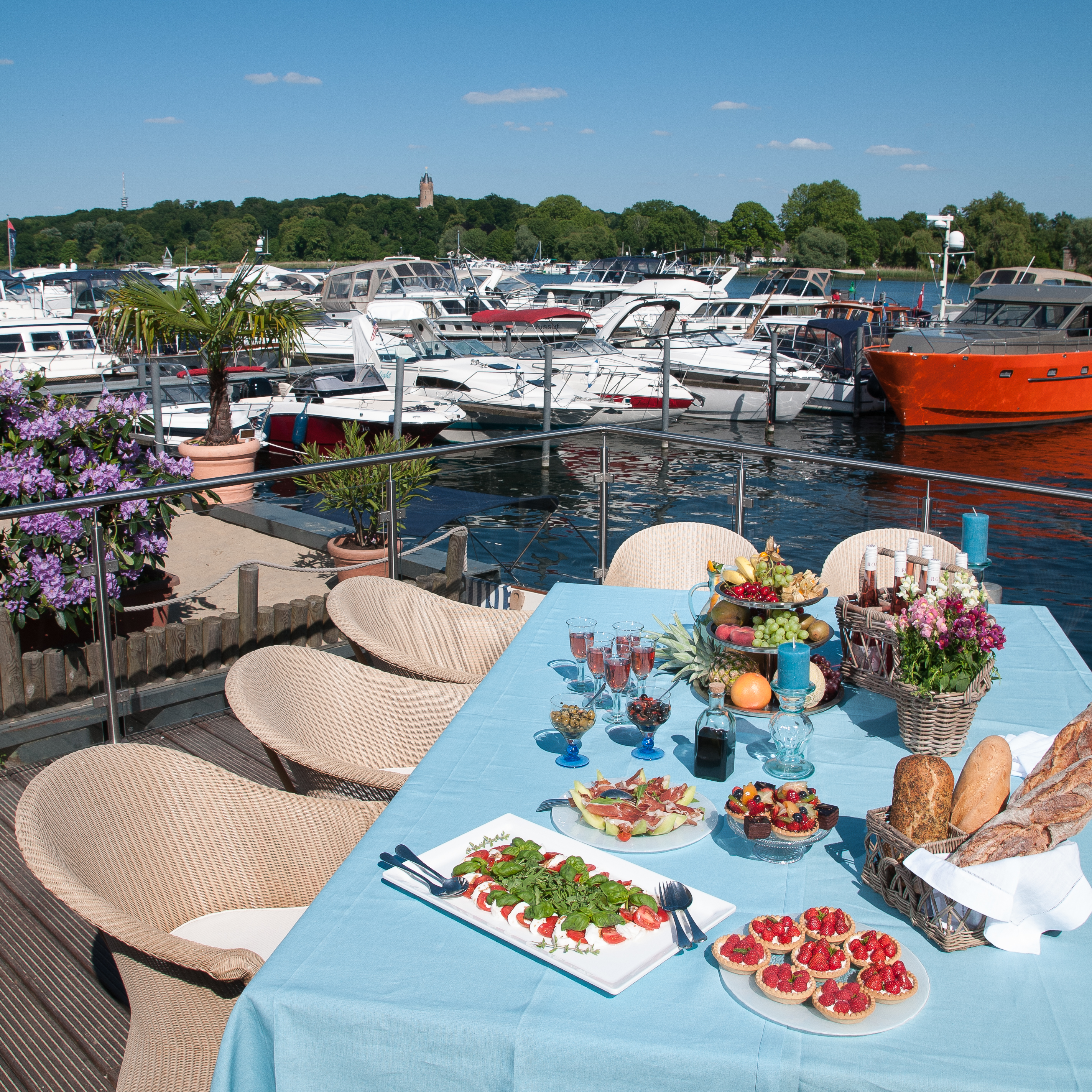 Marina: Marina am Tiefen See