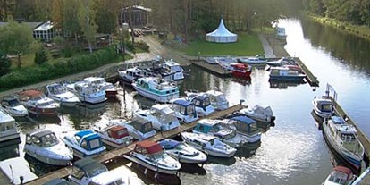 Yachthafen - am Fluss/Kanal - Hohen Neuendorf - Homepage: www.marina-havelbaude.de - Marina Havelbaude