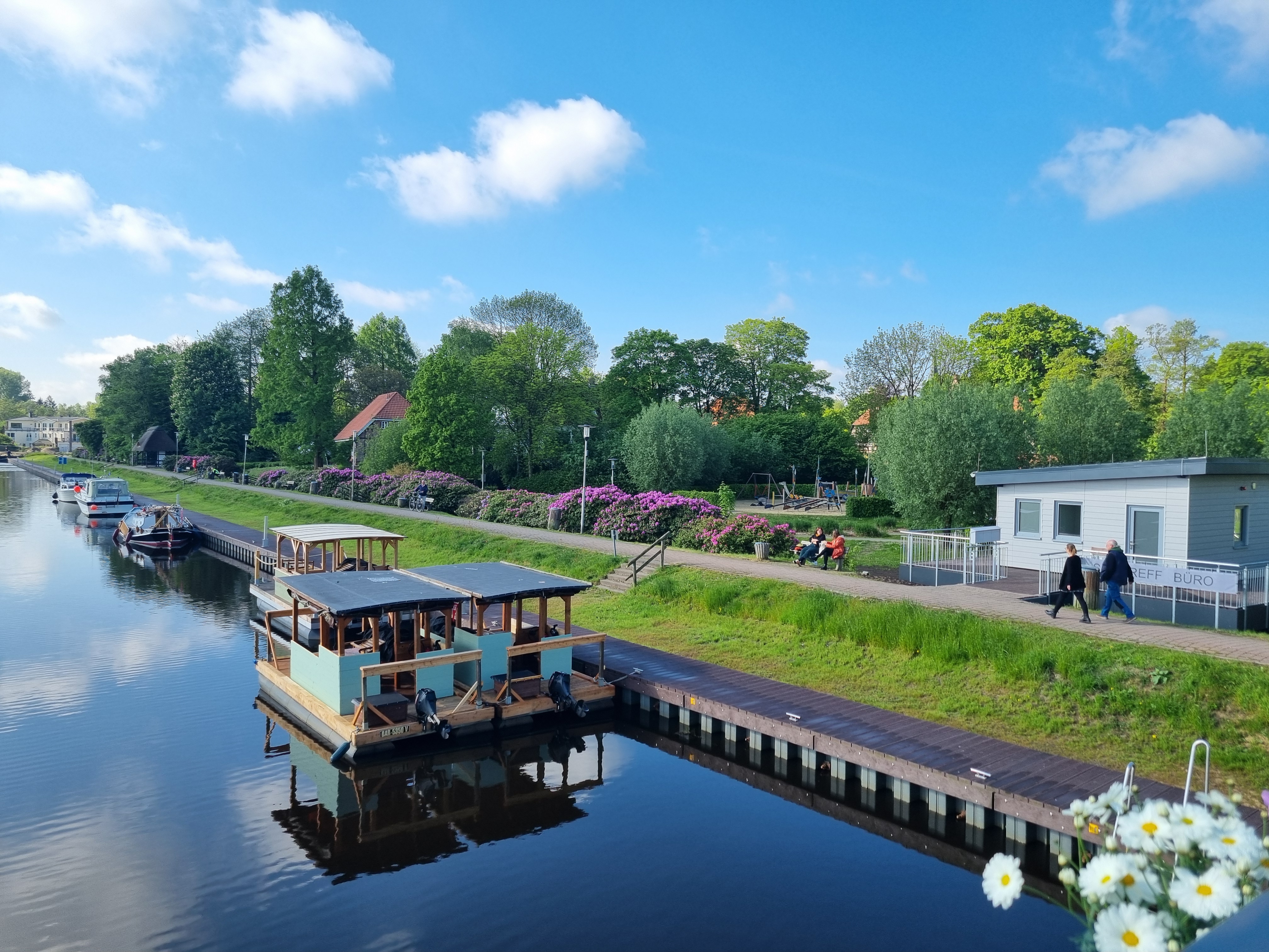 Marina: Sportboothafen Bederkesa 