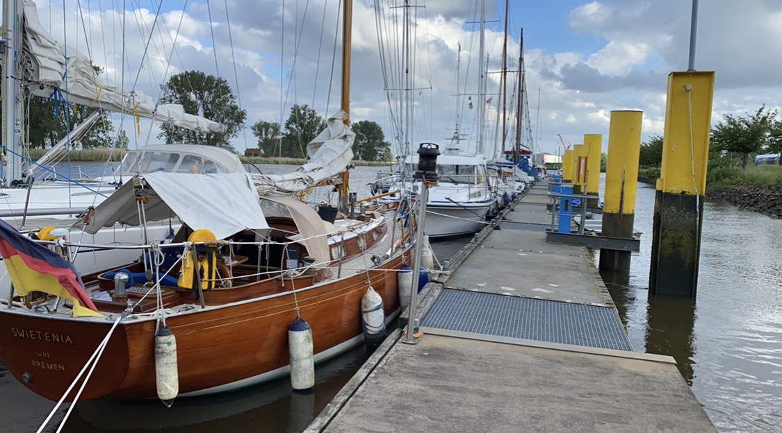 Marina: Stadtanleger Elsfleth 