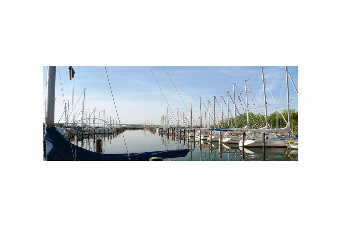 Marina: Homepage www.koch-sportboothafen.de - Großenbrode Fähre