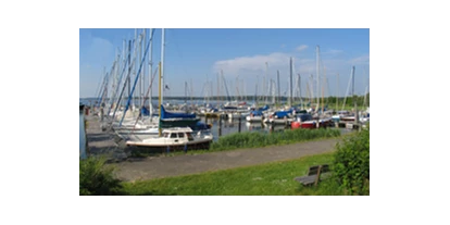 Yachthafen - Hunde erlaubt - Deutschland - Bildquelle: http://www.sportboothafen-fleckeby.de - Sportboothafen Fleckeby