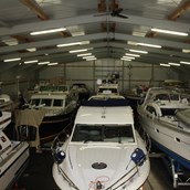Marina - Temperierte Bootslagerhalle - Yachtservice Schreiber