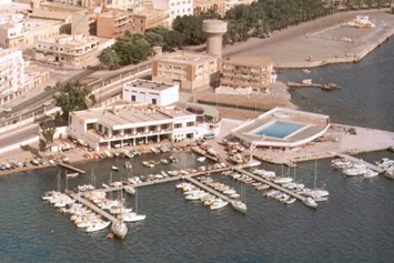 Marina: (c) http://www.clubdemaralmeria.es/ - Club de Mar de Almería