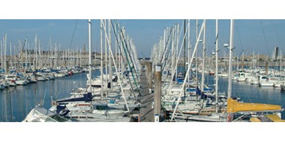 Yachthafen - Wäschetrockner - Frankreich - (c) http://www.ville-saint-malo.fr/sport/nautisme/port-des-sablons/ - Port de Plaisance des Sablons