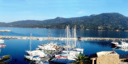 Yachthafen - Wäschetrockner - Korsika  - Bild von http://www.mairie-propriano.com/ - Port Valinco