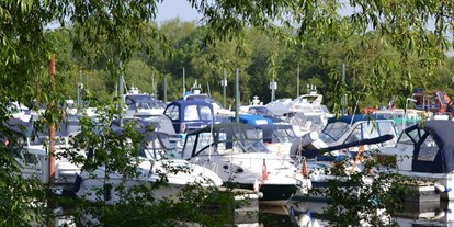 Yachthafen - am Fluss/Kanal - Großbritannien - Quelle: www.farndonmarina.co.uk - Farndon Marina