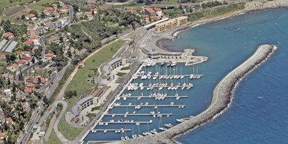 Yachthafen - am Meer - Italien - Homepage www.marinadisanlorenzo.it - Marina di San Lorenzo