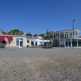 Marina: Hafengebäude - Hafen Görlitz