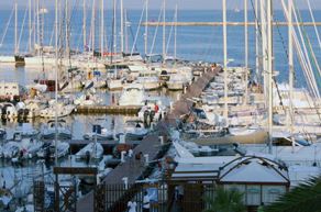 Yachthafen - Costa del Sud - Homepage http://www.marinadicarloforte.com - Marina di Carloforte