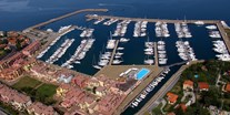 Yachthafen - Toiletten - Luftaufnahme 2 - Porto San Rocco Marina Resort S.r.l.