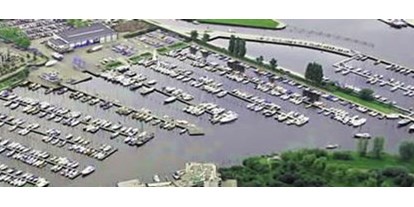 Yachthafen - Frischwasseranschluss - Niederlande - Stichting Jachthaven Huizen