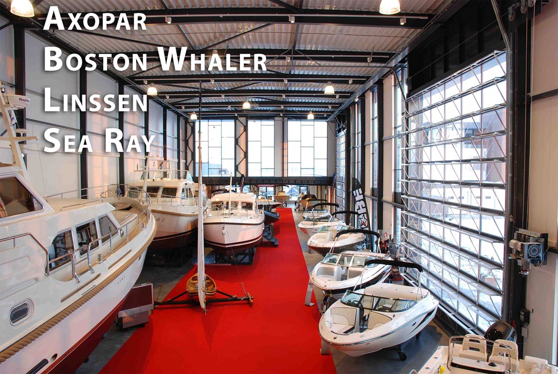 Marina: Our own brands in the showroom; Axopar, Boston Whaler, LInssen Yachts and Sea Ray. - Kempers Watersport