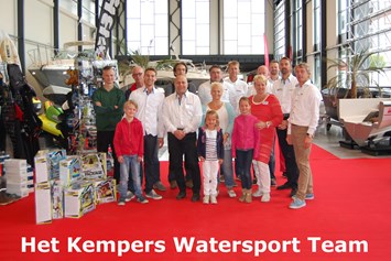Marina: The Kempers Watersport team - Kempers Watersport