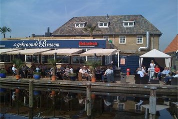 Marina: restaurant - Jachthaven De Brasem 