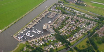 Yachthafen - am Fluss/Kanal - Homepage http://www.wvalphen.nl/ - WV Alphen