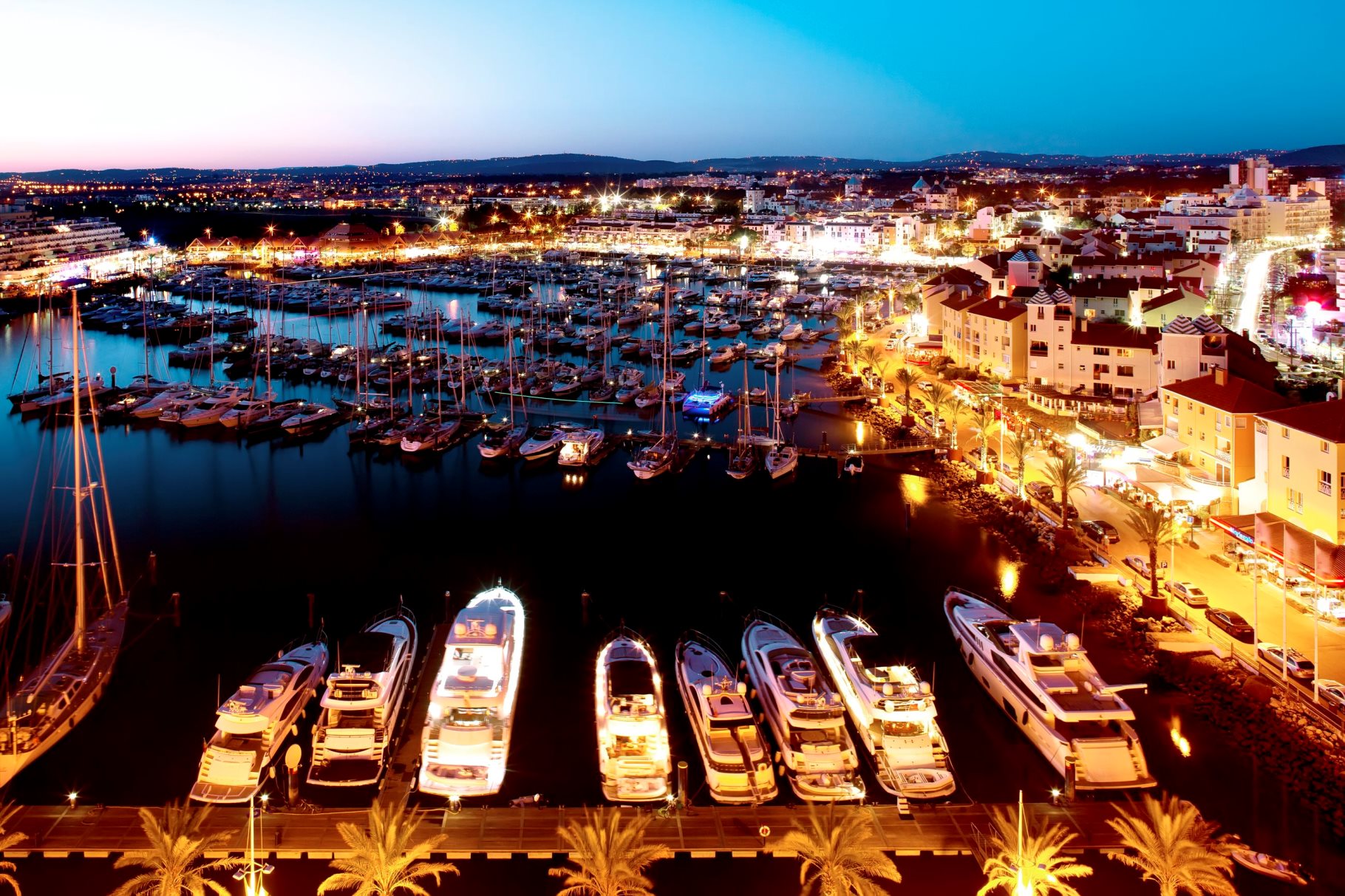 Yachthafen - Wäschetrockner - Algarve - Marina de Vilamoura bei Nacht - Marina de Vilamoura